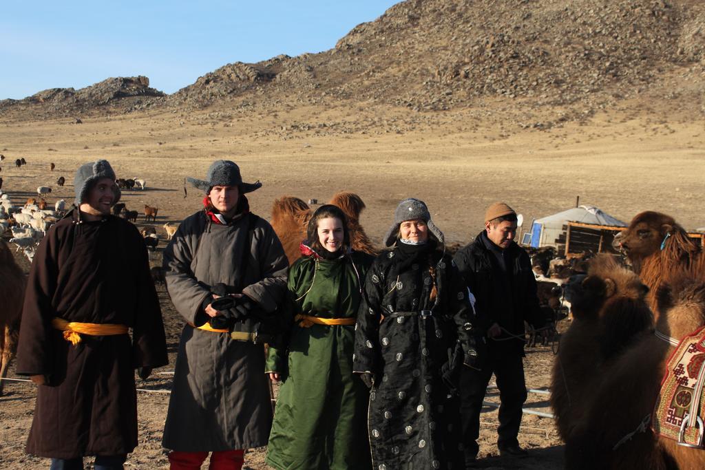 Top Tour & Guesthouse Mongolia Ulán Bator Exterior foto